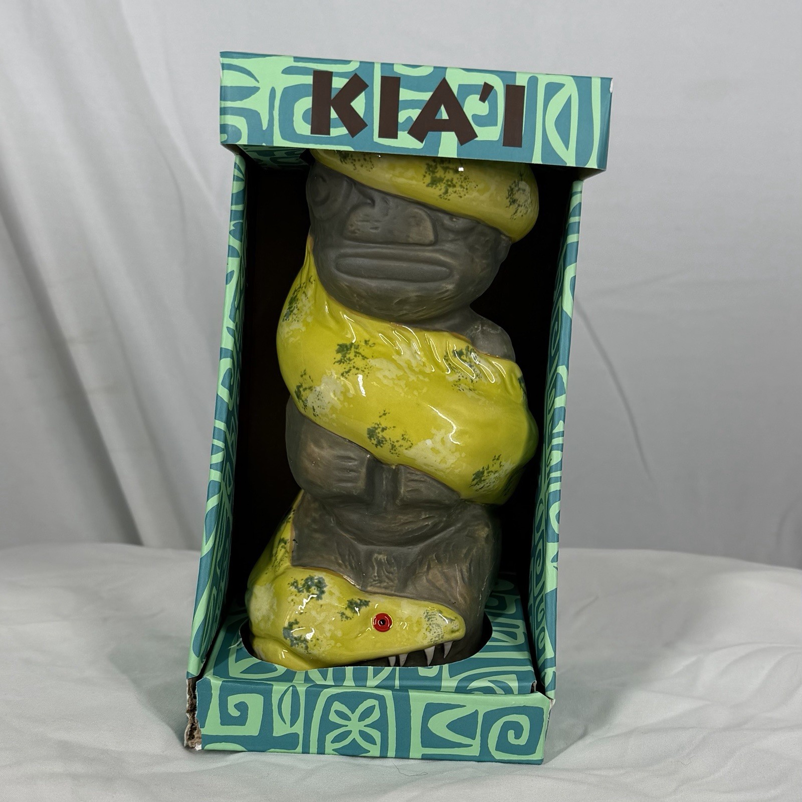 Chris Shima Ceramics Trader Vic\'s Kiai Tiki Mug Hawaiian Yellow Moray Eel Chris Shima Ceramics Trader Vic\'s Kiai Tiki Mug Hawaiian Yellow Moray Eel