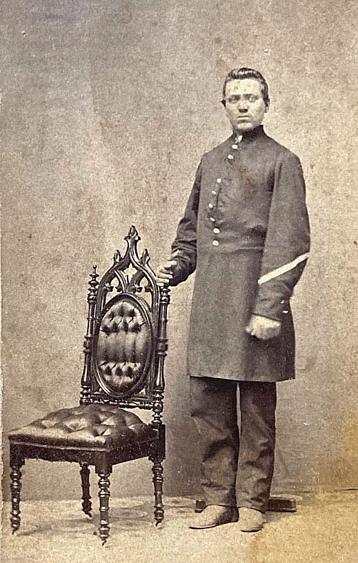 RARE 1862 CIVIL WAR CDV ID CORP CHANDLER 16TH KY INFANTRY UNIQUE BUTTON VARIANT