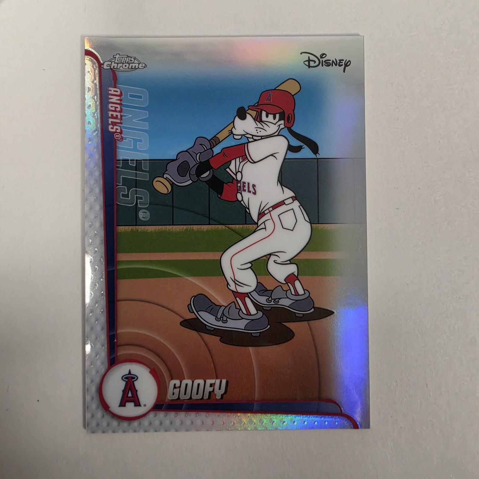 Goofy Angels MLB Disney Tops Chrome 2026 Collection