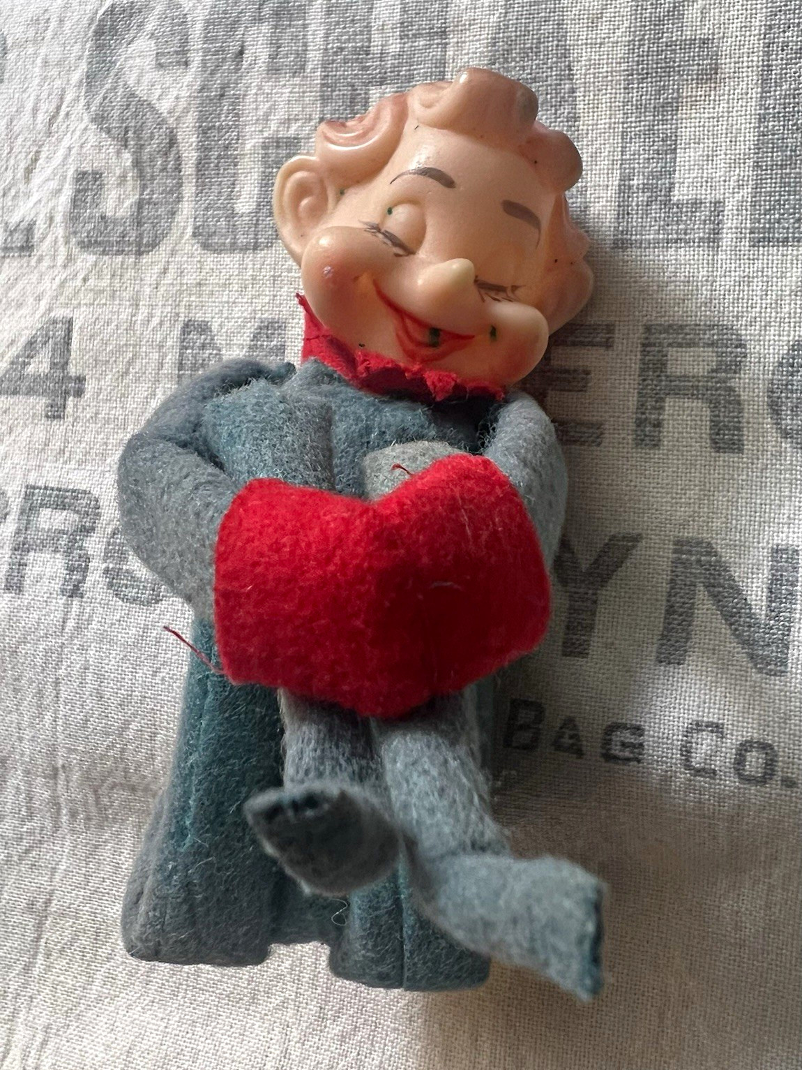 Vintage NOEL Japan Elf/Gnome Figure Green Felt Outfit Red Collar Mittens
