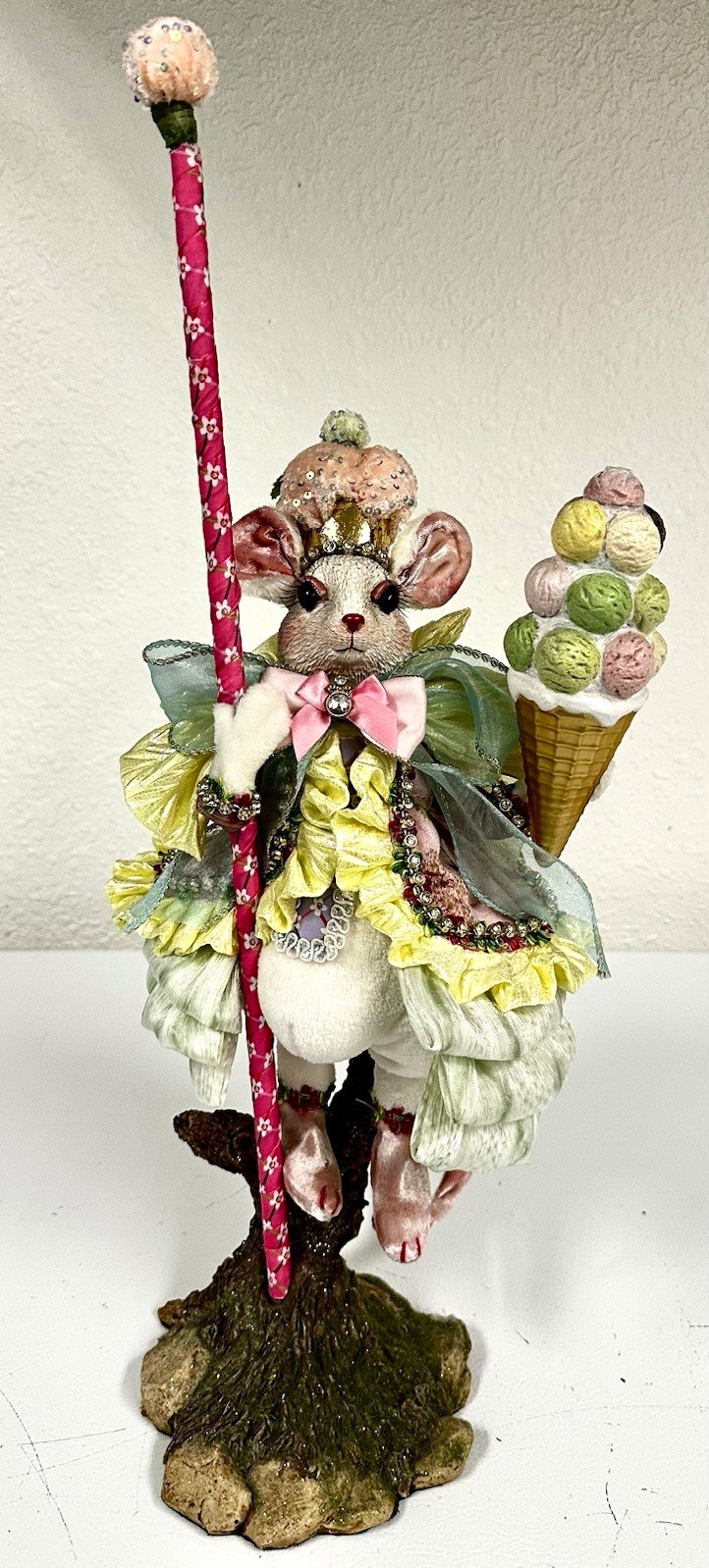 Mark Roberts Mice w/ Ice Cream Cone