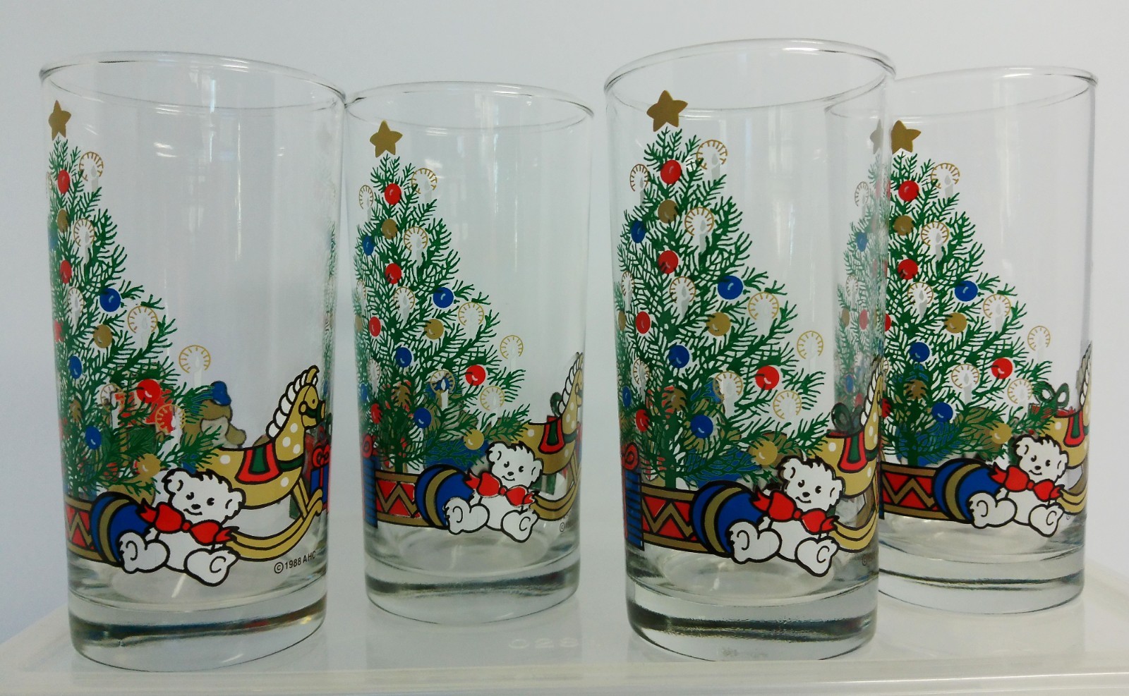 Set 4 Vintage 1988 AHC Anchor Hocking Holiday Christmas Cottagecore Glasses 12oz Set 4 Vintage 1988 AHC Anchor Hocking Holiday Christmas Cottagecore Glasses 12oz
