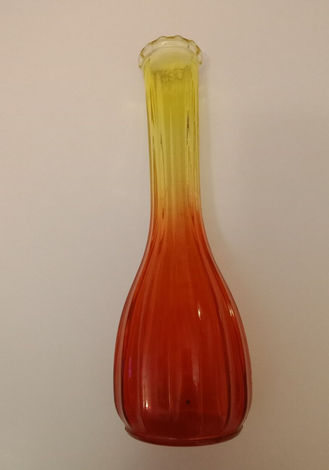 Vintage amberina ombre fluted, ribbed vase 8.5 inches