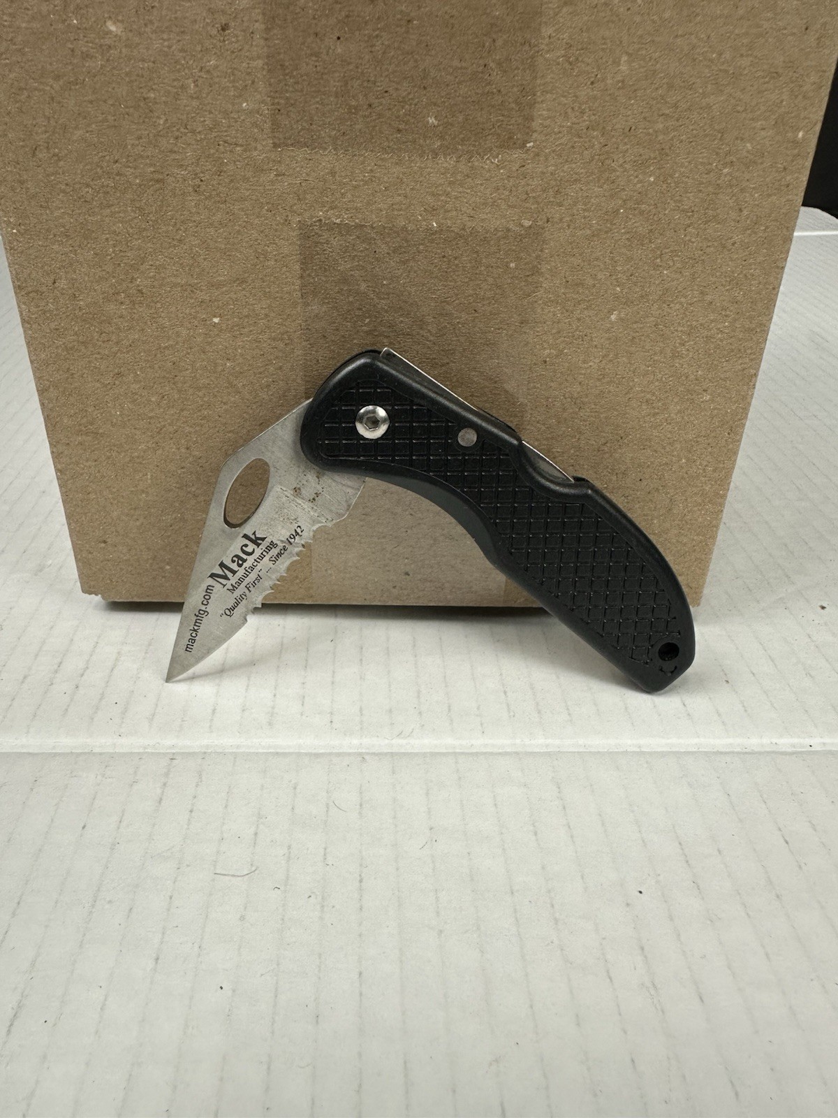 Rostfrei Single Combination Blade Folding Pocket Knife Mack Mfg Logo