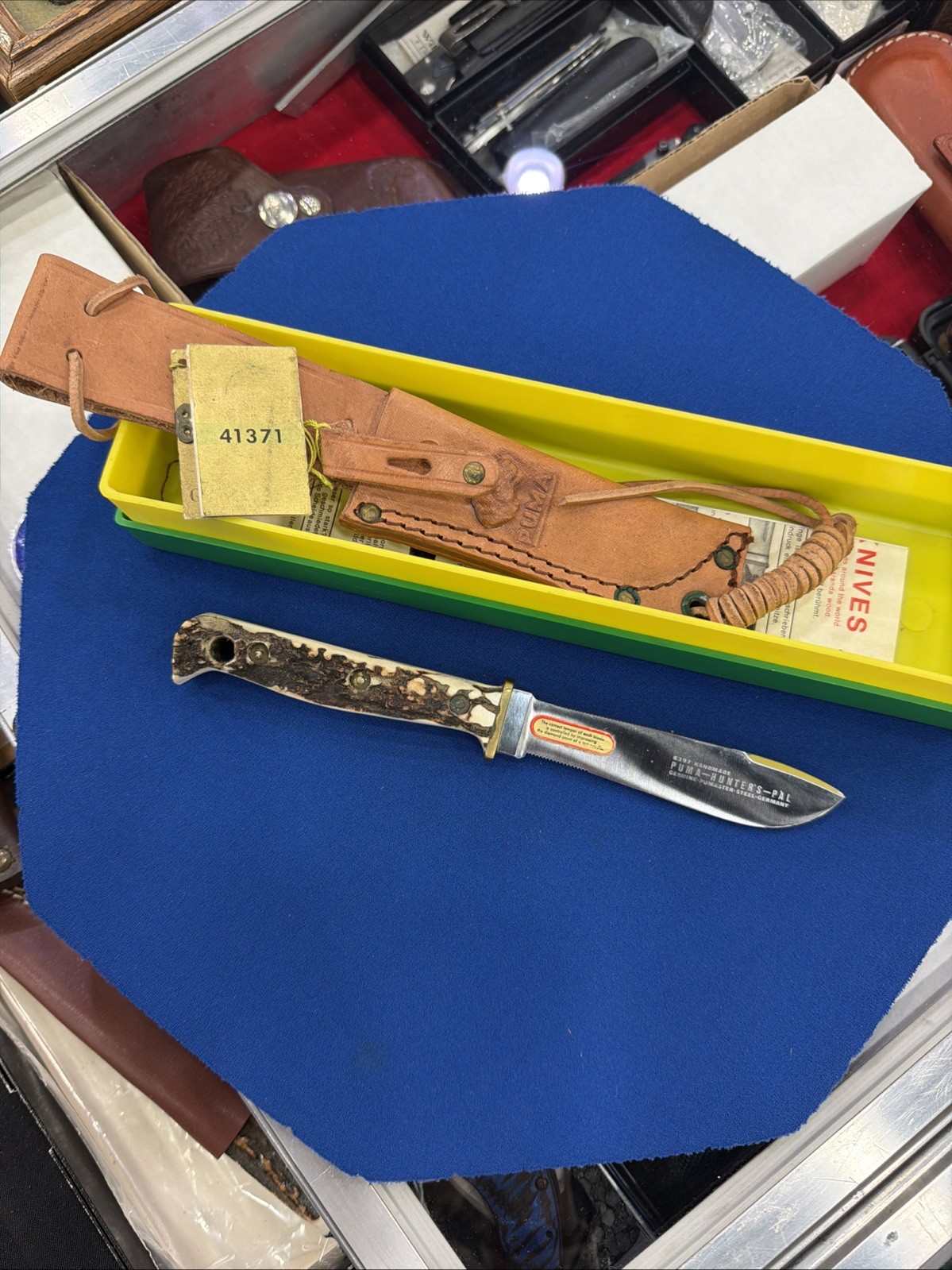 Vintage NOS Puma Knife~ HUNTER’S PAL~ Wild Stag