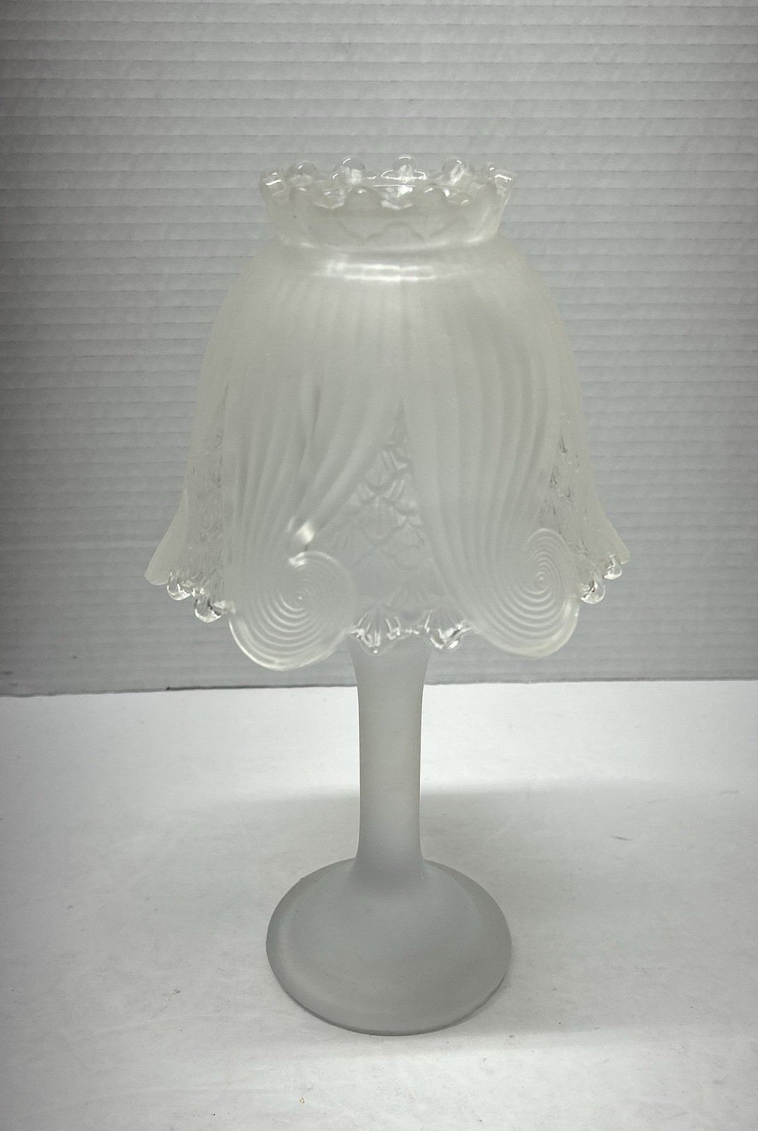 VTG Partylite Clairmont 2 Pc Glass Tealight Candle Holder P0373 Retired NIB Open VTG Partylite Clairmont 2 Pc Glass Tealight Candle Holder P0373 Retired NIB Open