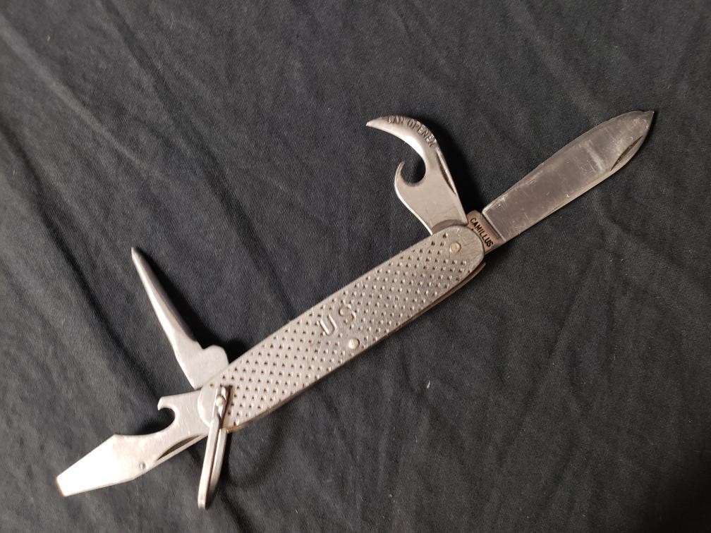 VINTAGE CAMILLUS 1967 POCKET KNIFE *READ* (B26010713)