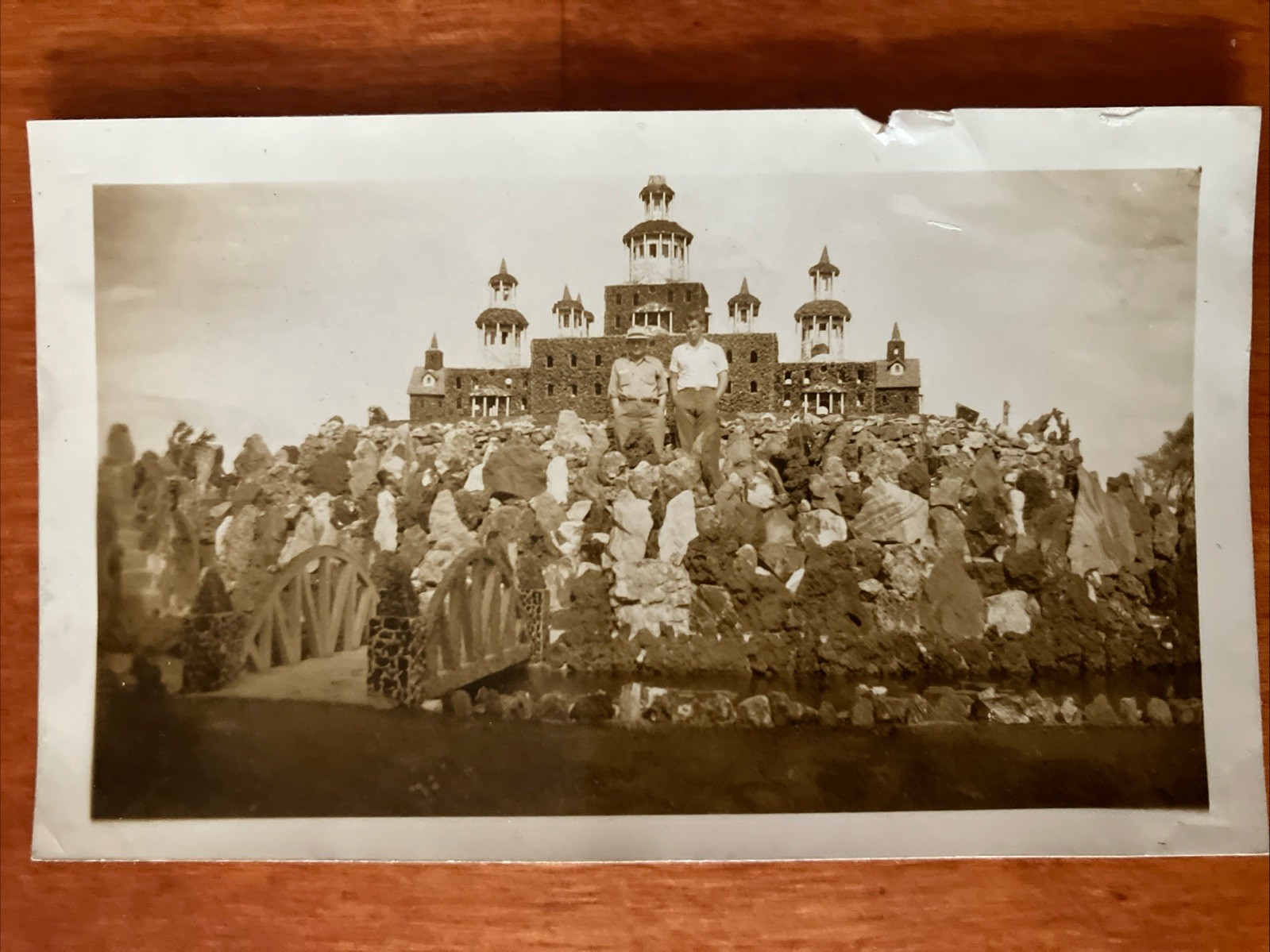Vtg Found Photo Travelers On Tour 1940s 3 x 4