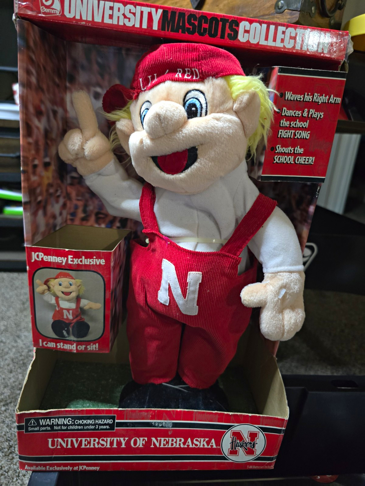 University of Nebraska Husker Lil Red Plush in Box JCPenney Exclusive University of Nebraska Husker Lil Red Plush in Box JCPenney Exclusive