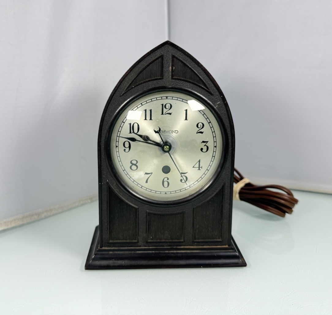 Vintage Hammond Clock Co Brown Bakelite Electric Desk Mantle Clock Art Deco, USA