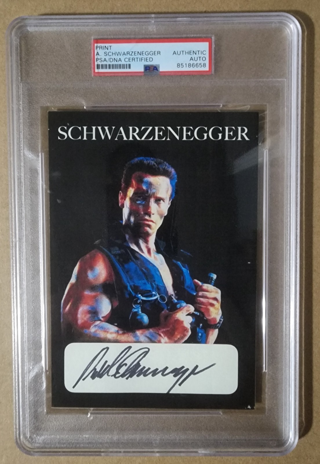 ARNOLD SCHWARZENEGGER Signed 1985 Commando 5x7 Print Auto PSA|DNA