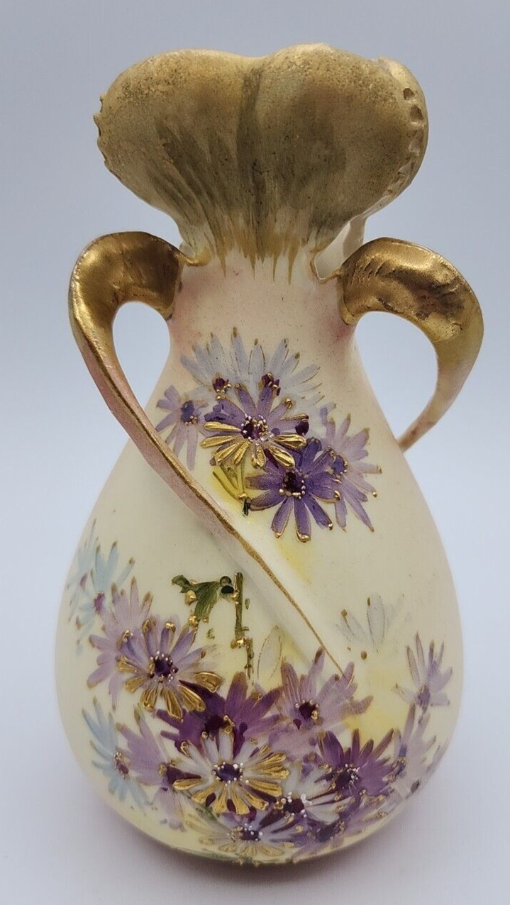 RStK Riessner Stellmacher Kessel Amphora Turn Teplitz Vase 6 1/4\