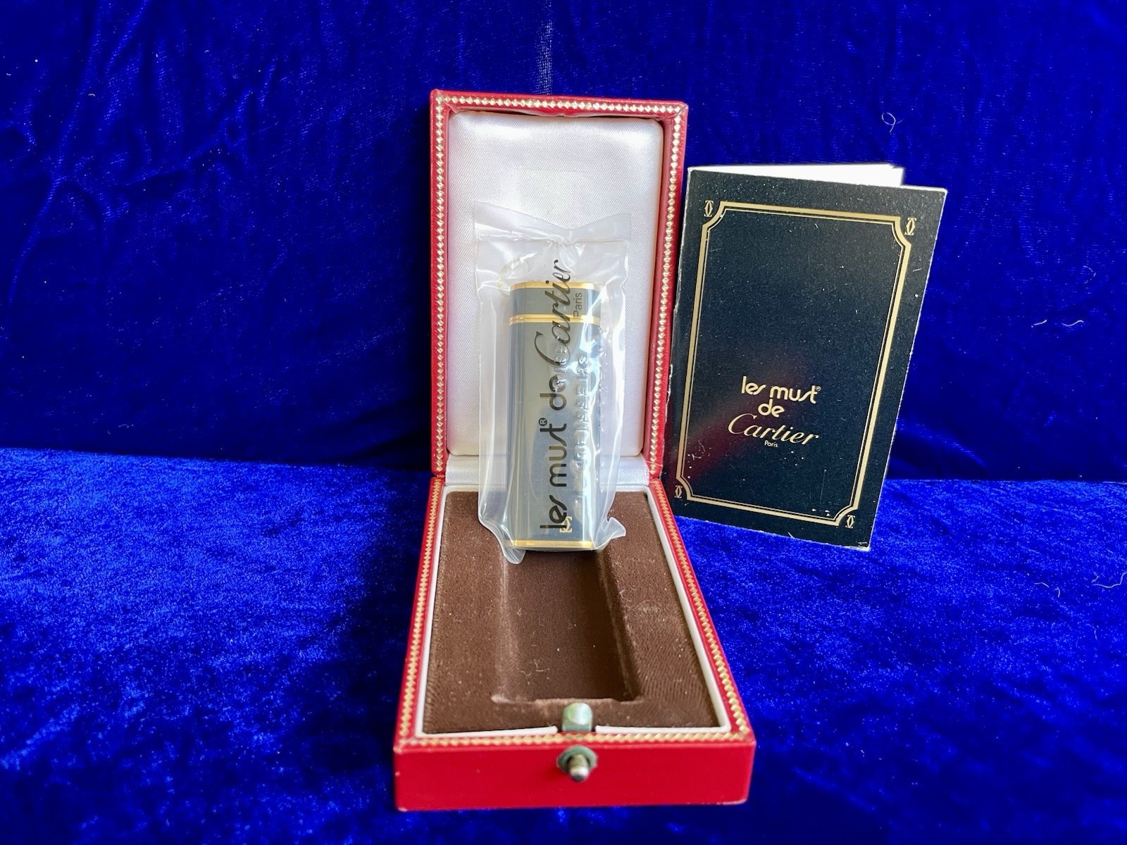 Cartier Lighter Vintage Black Lacquer Oval New Sealed Old Stock Condition Box