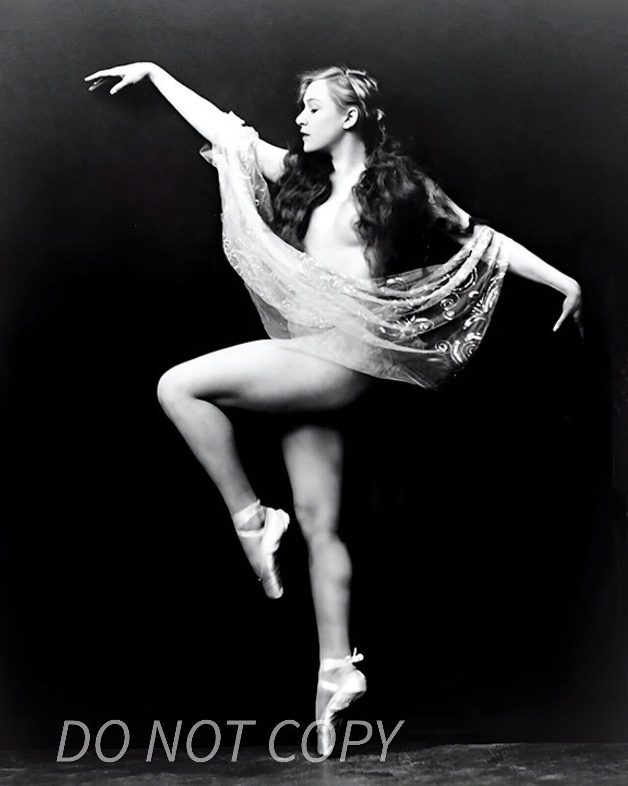 Vintage 1920s - Ziegfeld Follies - Flapper Girl - 8X10 PUBLICITY PHOTO