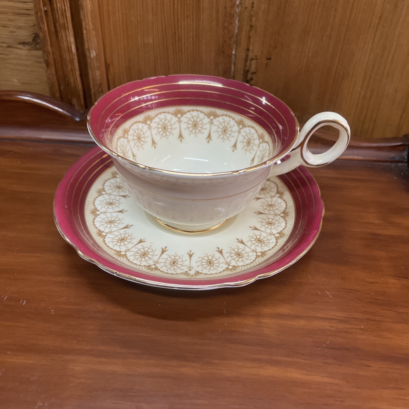vintage antique rare  Shelley burgundy gold art deco teacup & Tea Cup saucer set