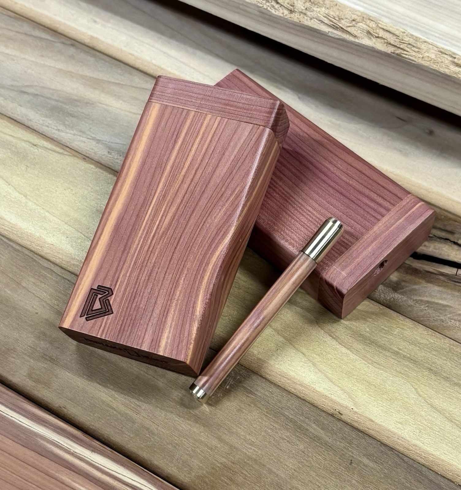 Aromatic Cedar Wood 4” Dugout Stash Box w One Hitter Pipe Set- Made In The USA