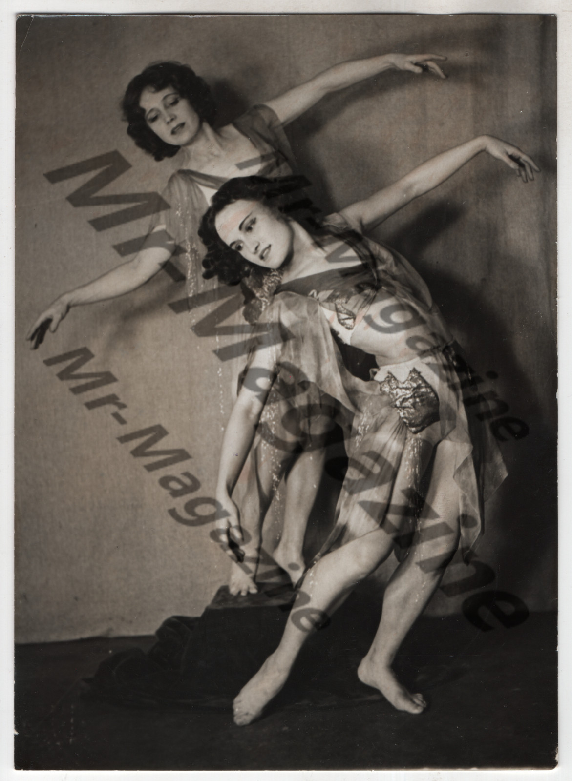 1937 Dancers 5\