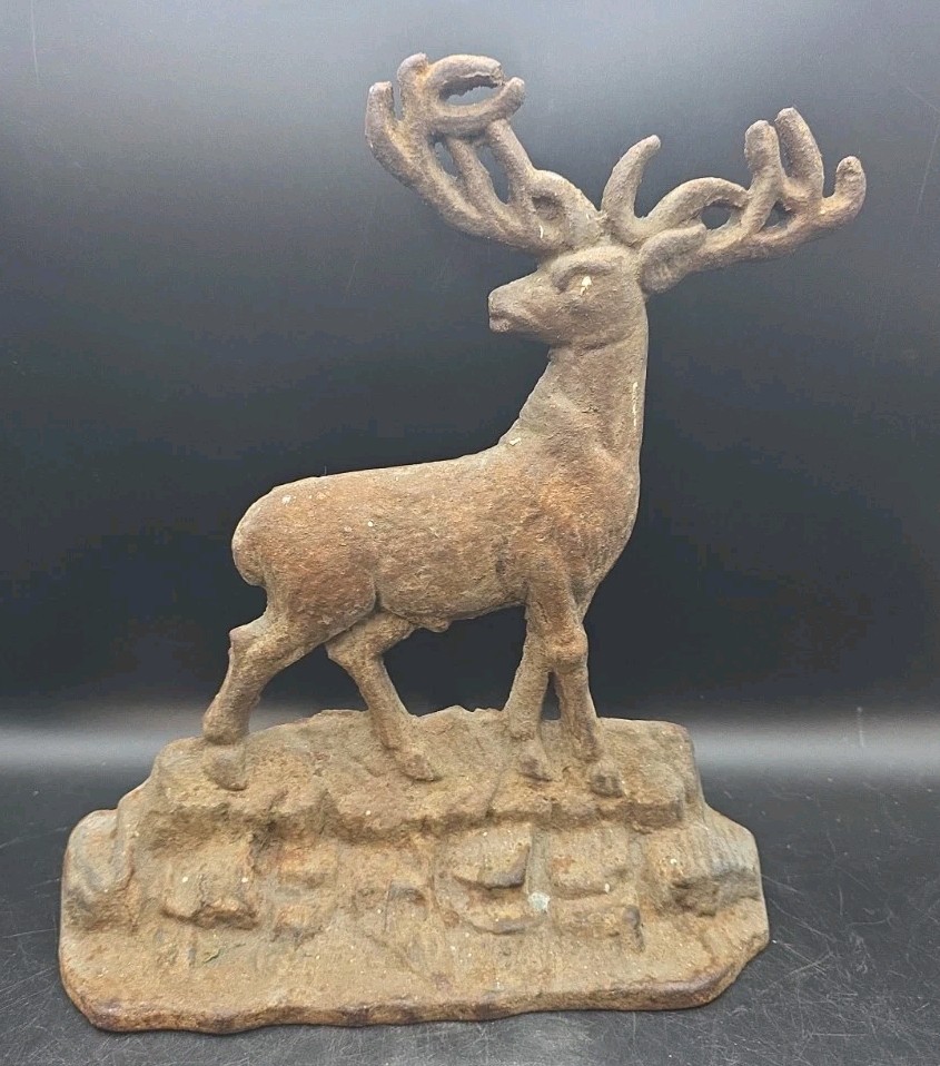 ELK STANDING ON ROCKS Antique Cast Iron Wildlife Doorstop Decorative Arts Statue