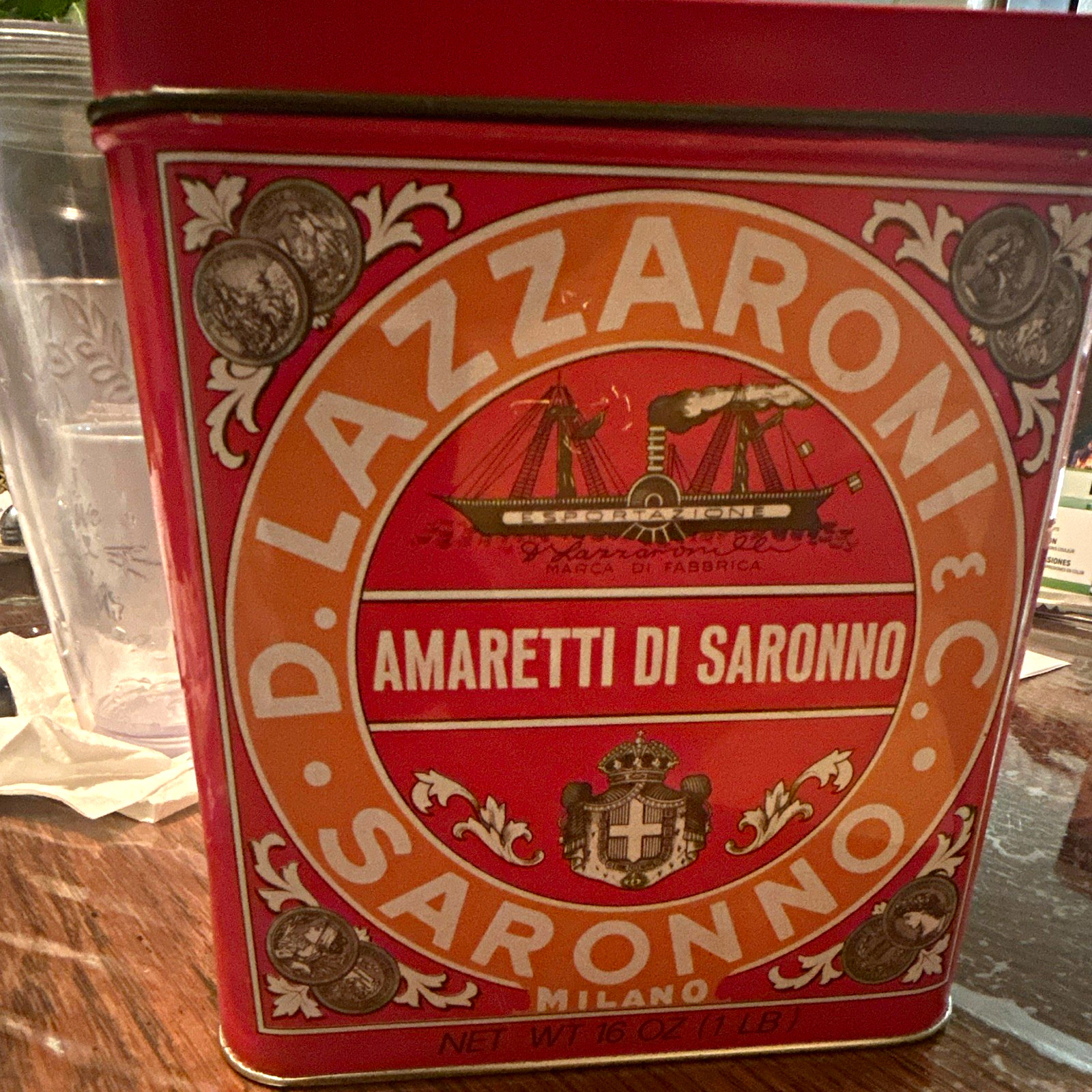 D. Lazzaroni & C. Amaretti di Saronno Saronno Milano Red Advertising Tin