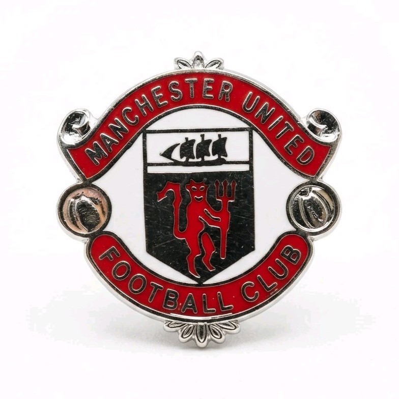 Manchester United FC Vintage Enamel Badge Red Devil Pre-1998 Crest - 1 Pc