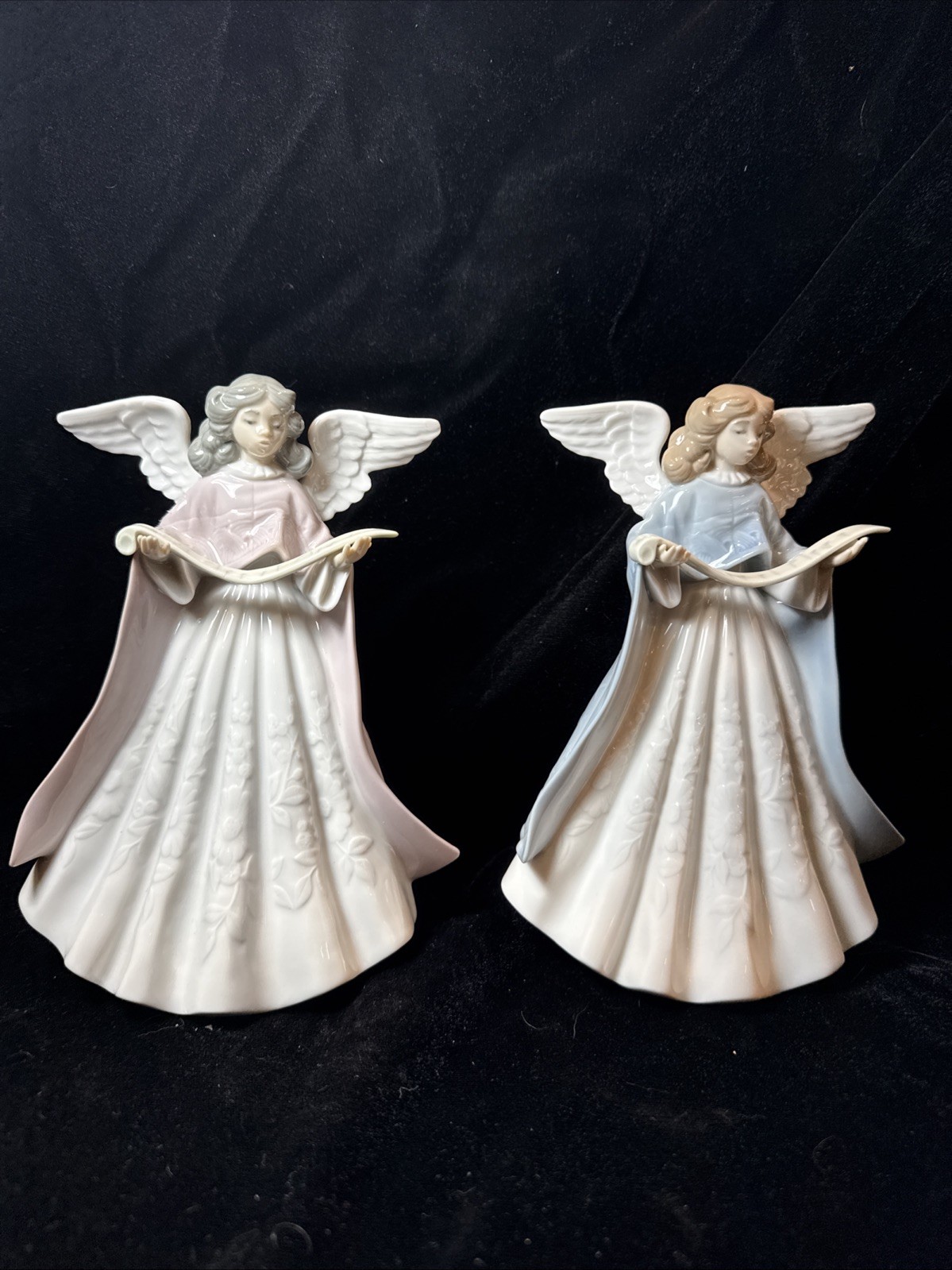 Vintage Llardo￼ angel Pear Made In Spain, Porcelain Choir Angels, Pink, Blue Set