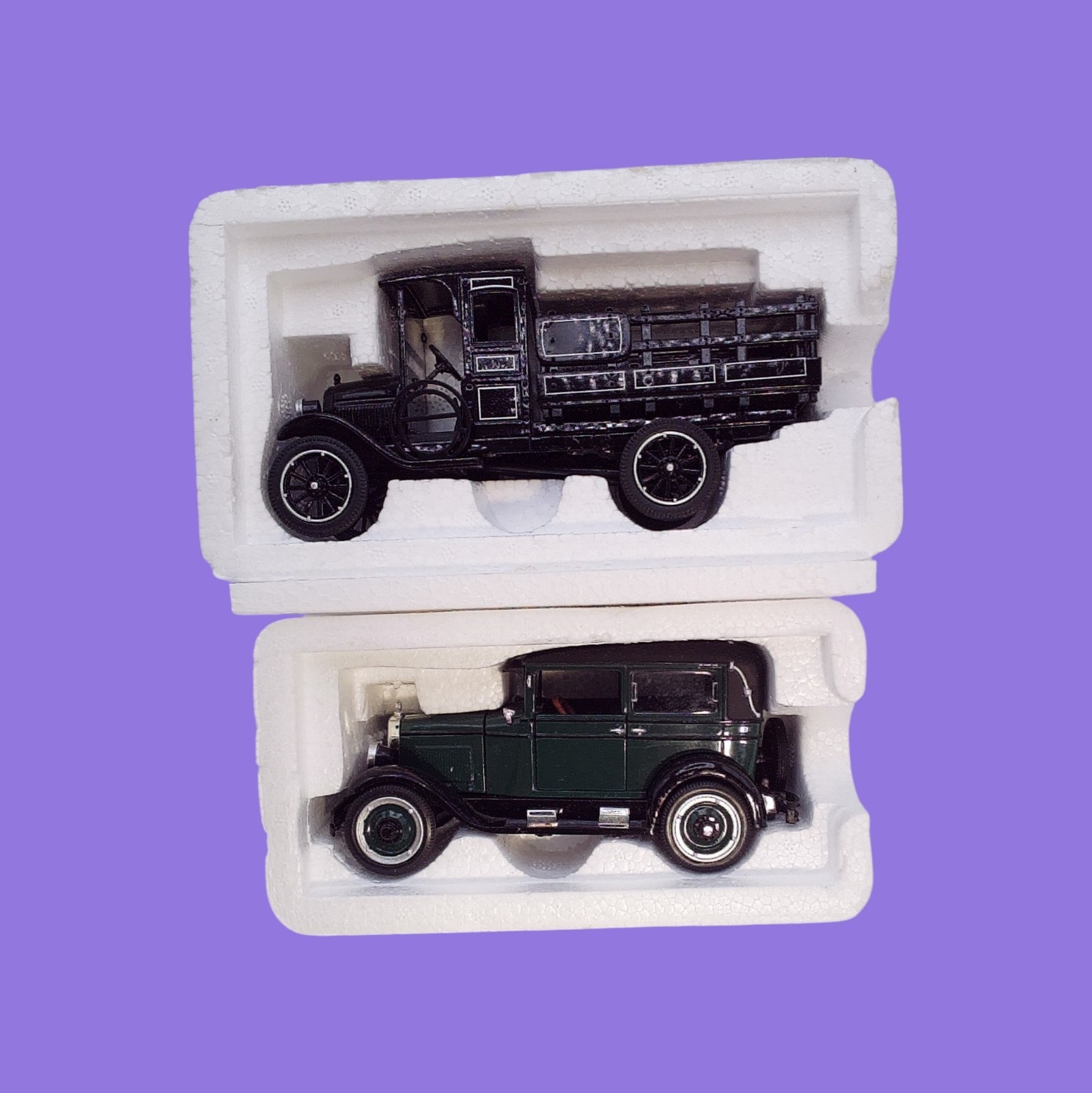 THE NATIONAL MOTOR MUSEUM MINT 1923 CHEVY SERIES D 1 TON TRUCK & IMPERIAL LANDAU THE NATIONAL MOTOR MUSEUM MINT 1923 CHEVY SERIES D 1 TON TRUCK & IMPERIAL LANDAU