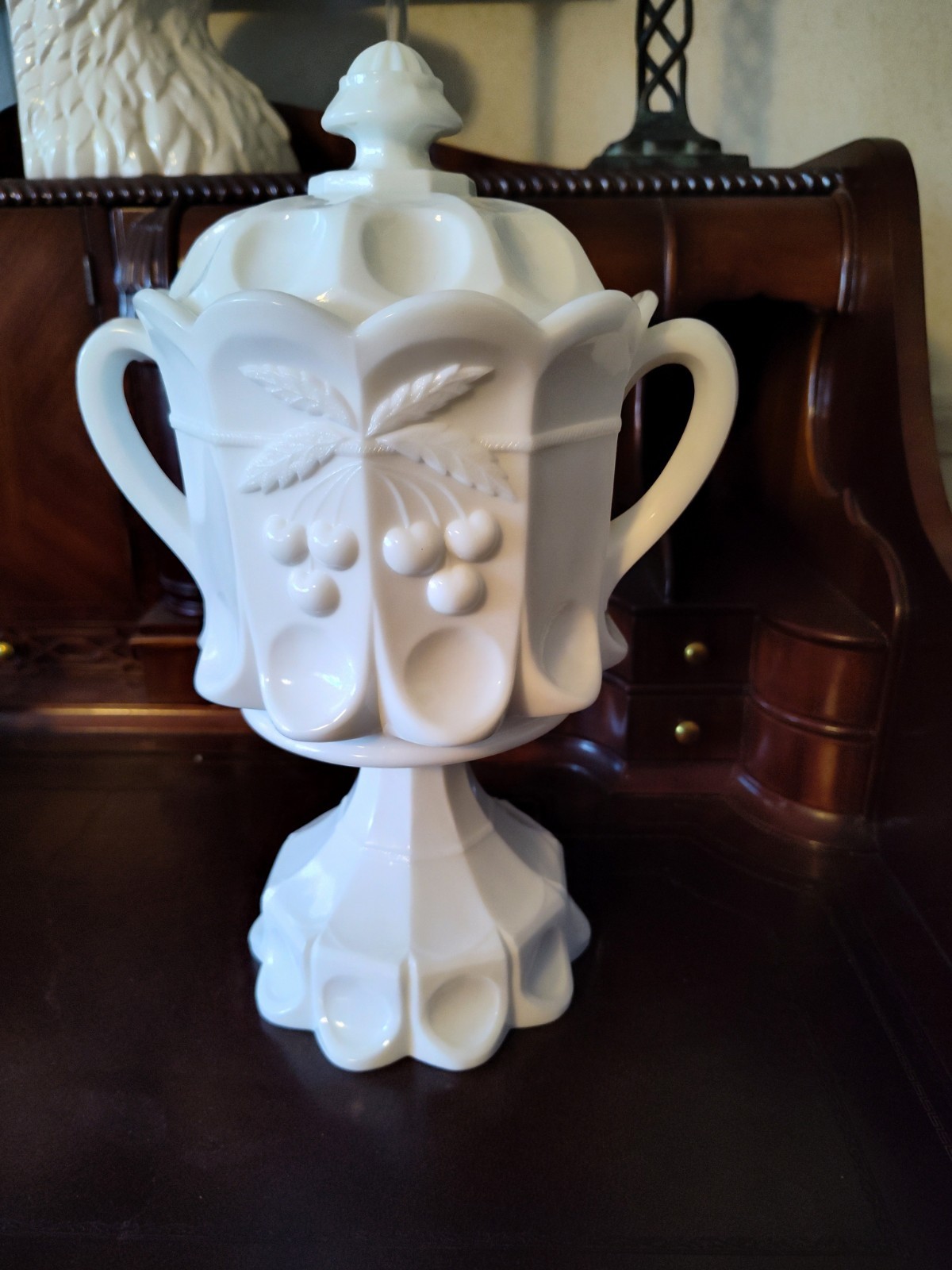 Vtg. WESTMORELAND Cherry Thumbprint Pattern Cookie Jar w/Lid White Milk Glass