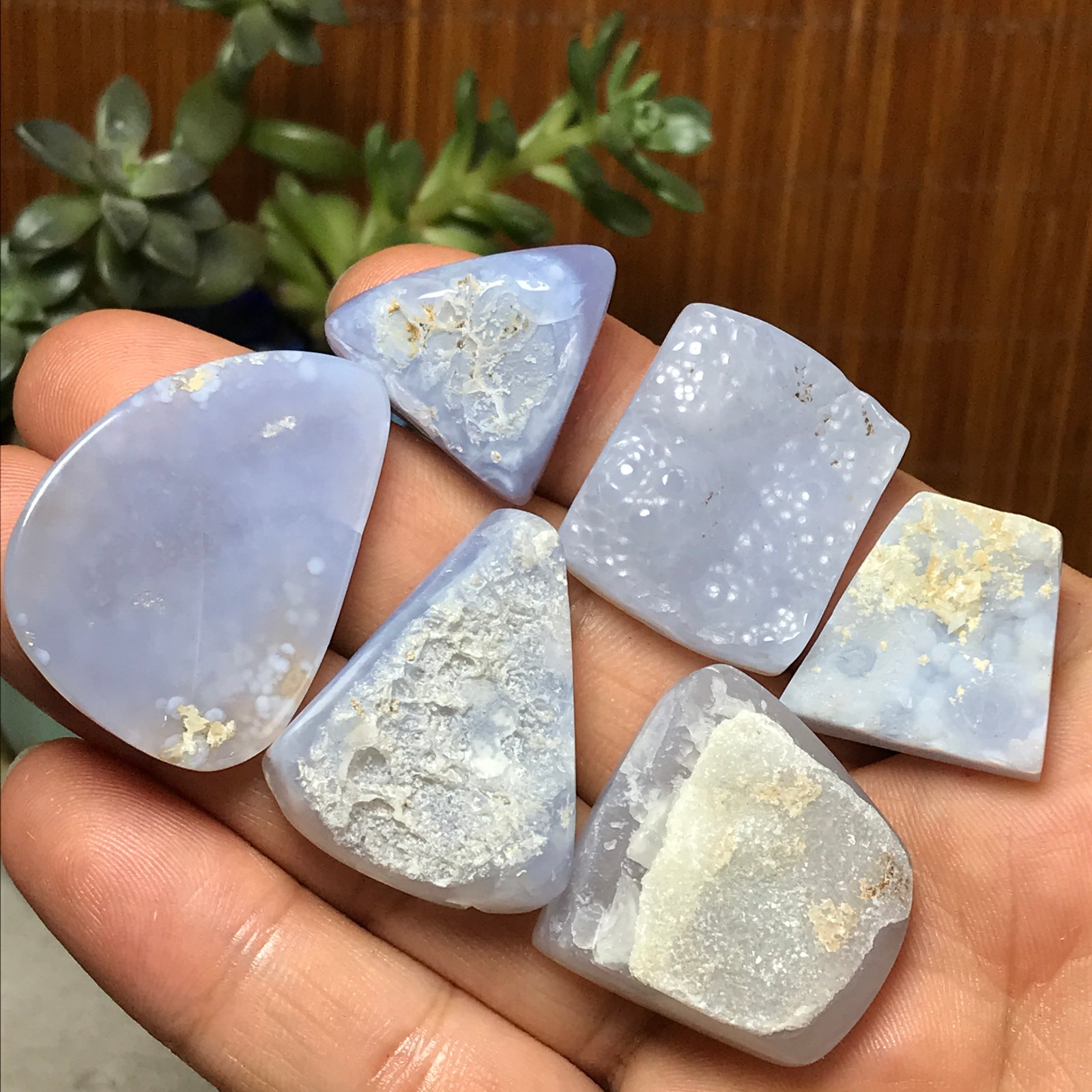 Natural Blue Chalcedony Agate Tumbled Palm Stone Crystal Reiki Specimen A7577