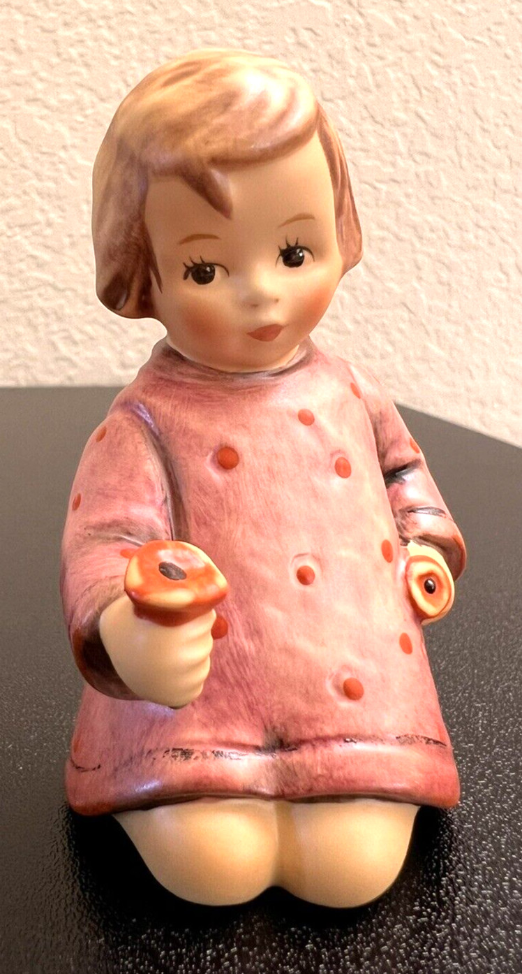 Hummel # 282 Hum 482  \