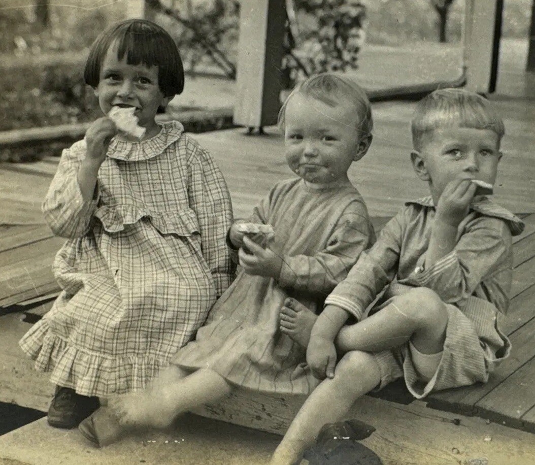 Antique RPPC Edwardian Children Kids Girl Boys Eating Bread on Porch Fashion