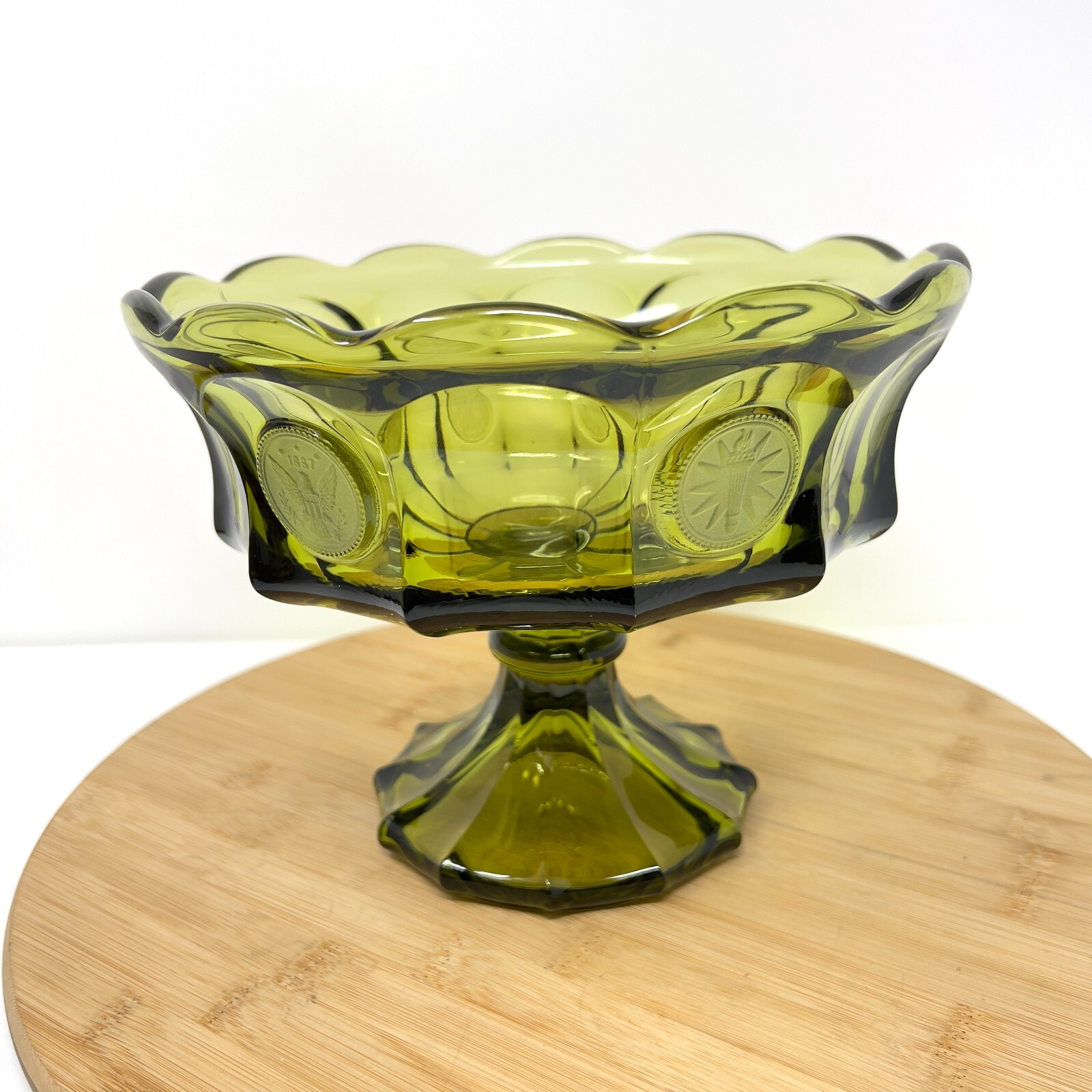 Green Pedestal Bowl Fostoria Eagle Coin 1887 Heavy Thick Glass Centerpiece Green Pedestal Bowl Fostoria Eagle Coin 1887 Heavy Thick Glass Centerpiece