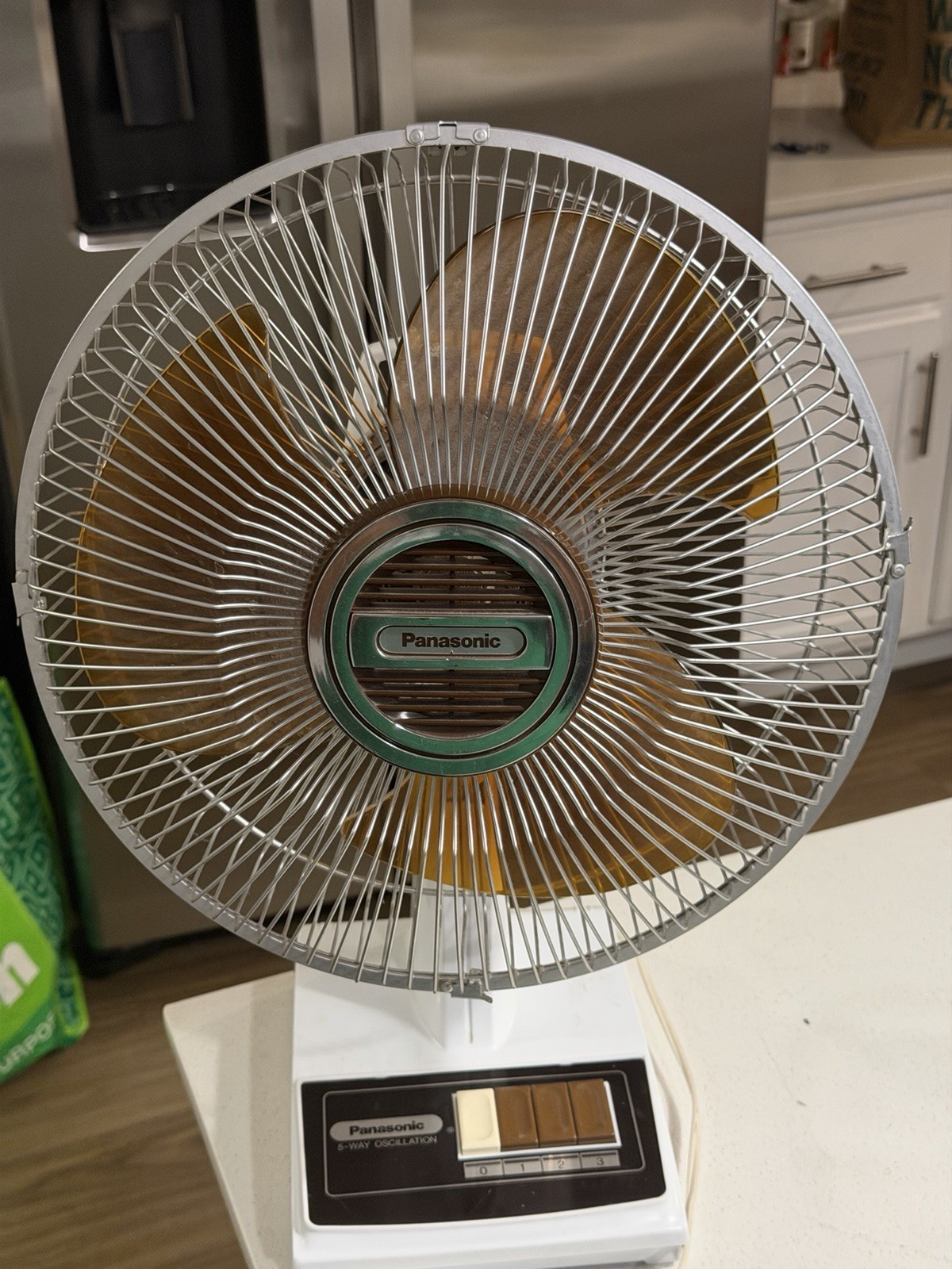 Vintage Panasonic 5-Way Oscillating Table Fan F-1208B Translucent Brown Blades