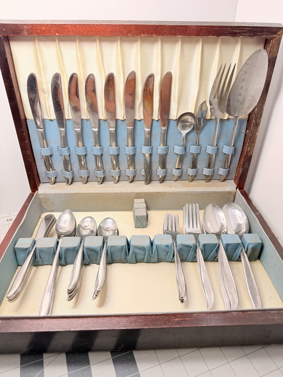 Vintage Linmark Stainless Japan Flatware Set w/ Wood Box Case Mid Century 