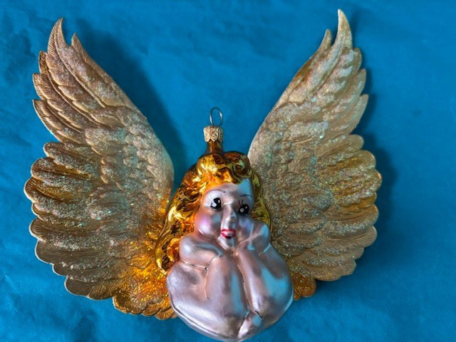 RARE VTG CHRISOPHER RADKO ANGEL CHERUB GLASS ORNAMENT W/LARGE SHIMMERING WINGS