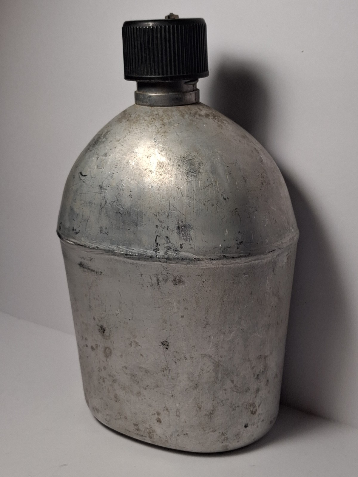 Original WW2 US Aluminum Canteen RSE 1945 WWII Horizontal Seam Weld