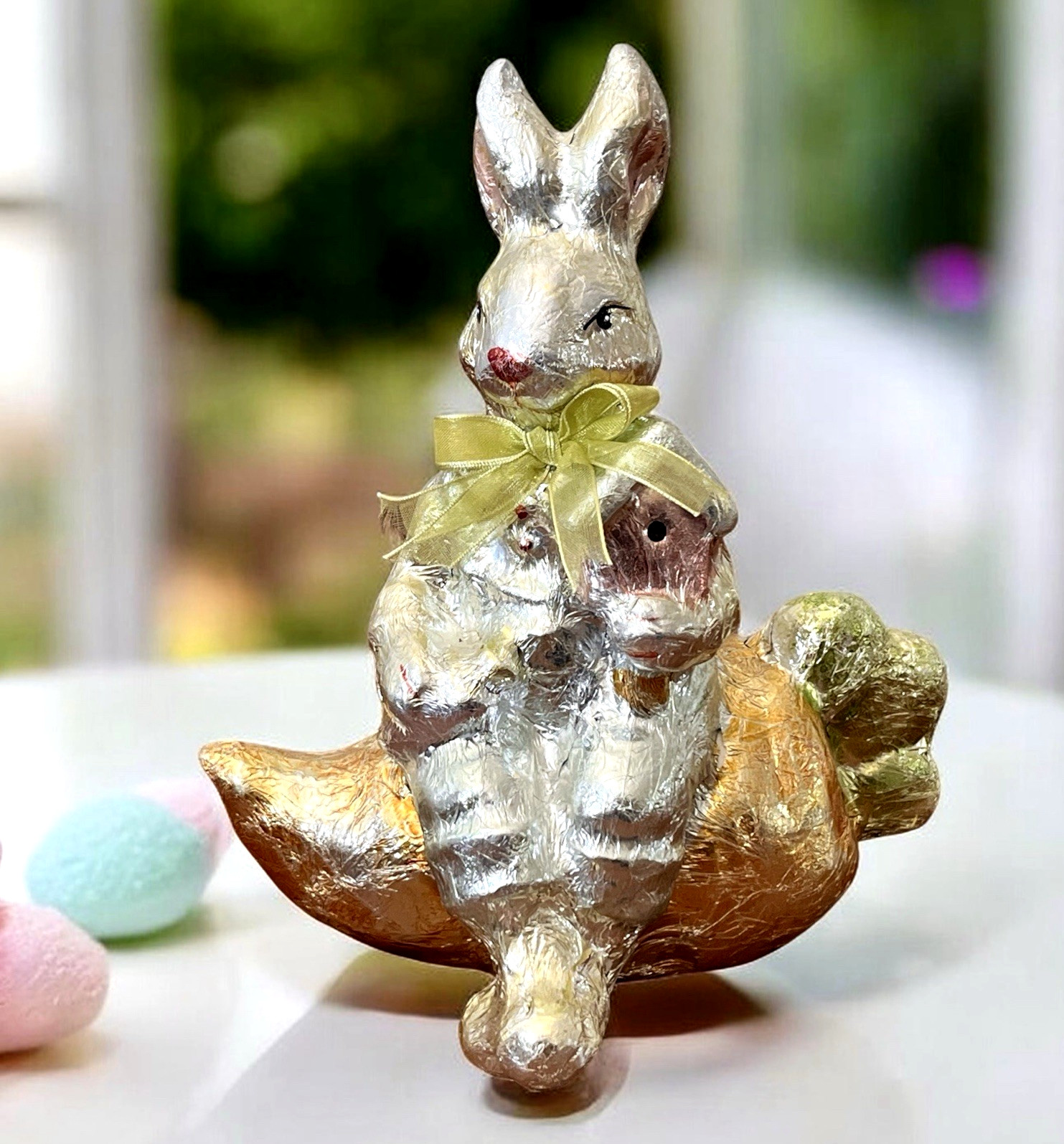 Vintage Ganz Foil Wrapped Easter Bunny Rabbit w/Birdhouse Sitting on Carrot 8\