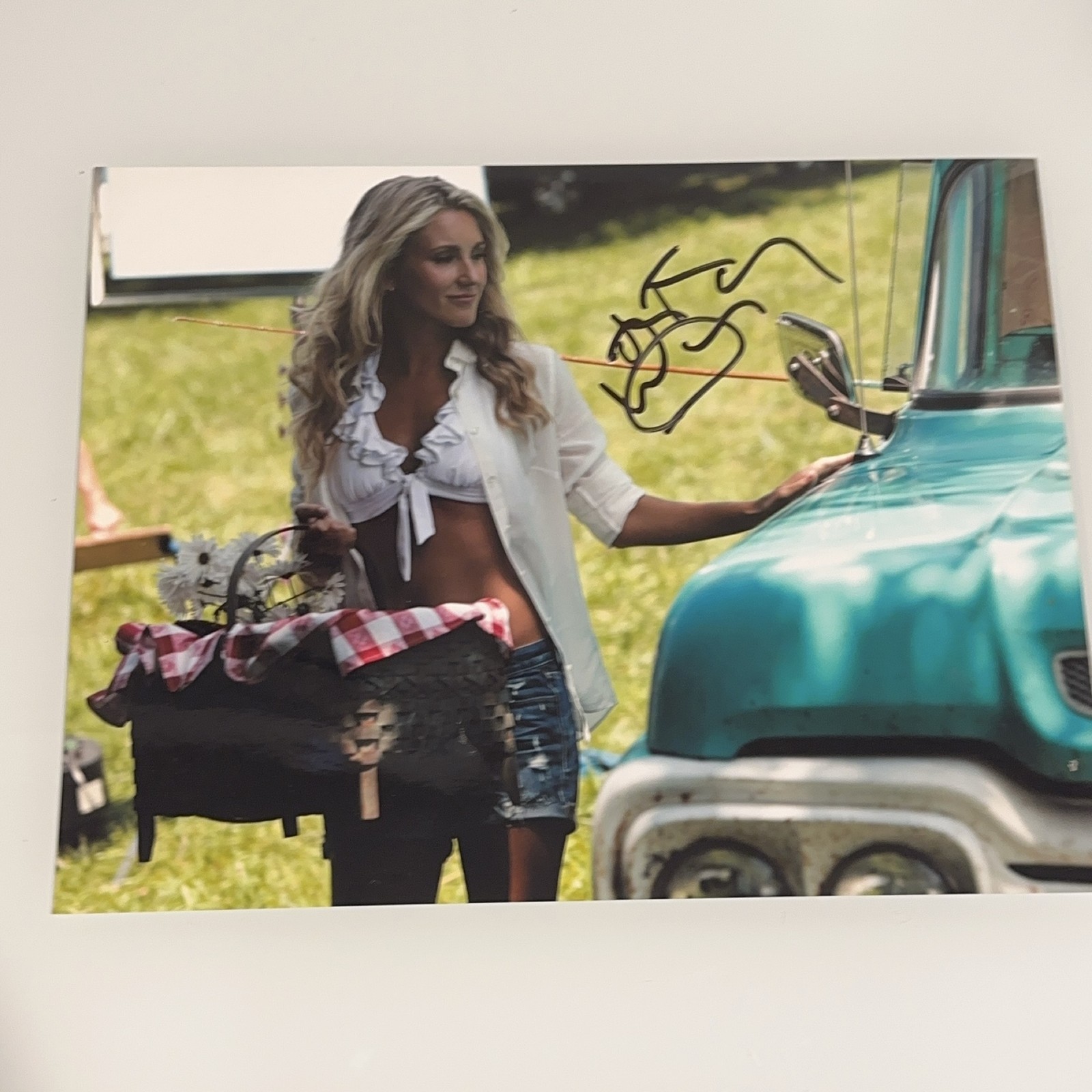 Whitney Duncan Hand Signed 11x14 Country Music Survivor Autographed