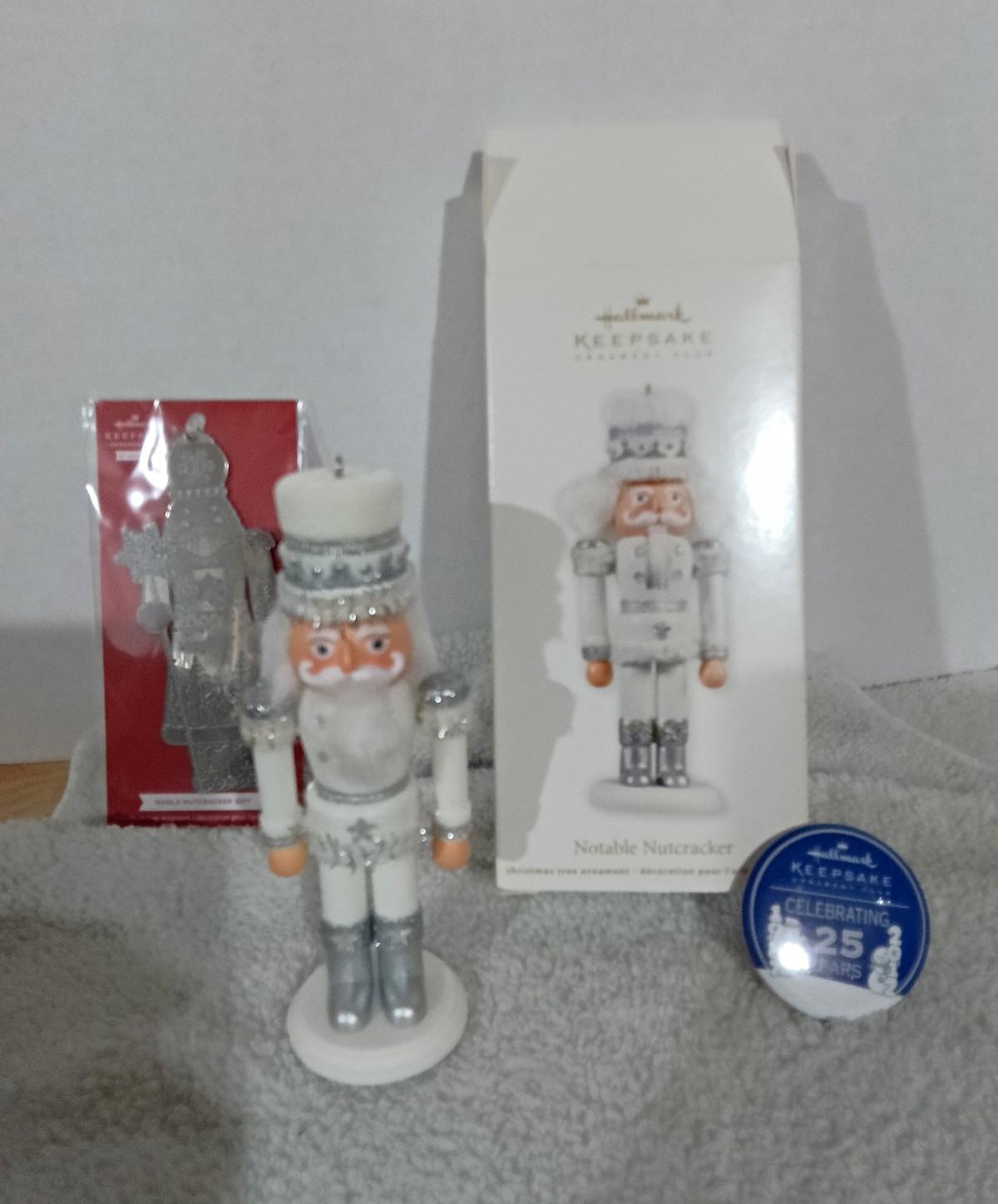 2012 Hallmark Keepsake Ornament Club KOC Exclusive Notable Nutcracker  W/Extras