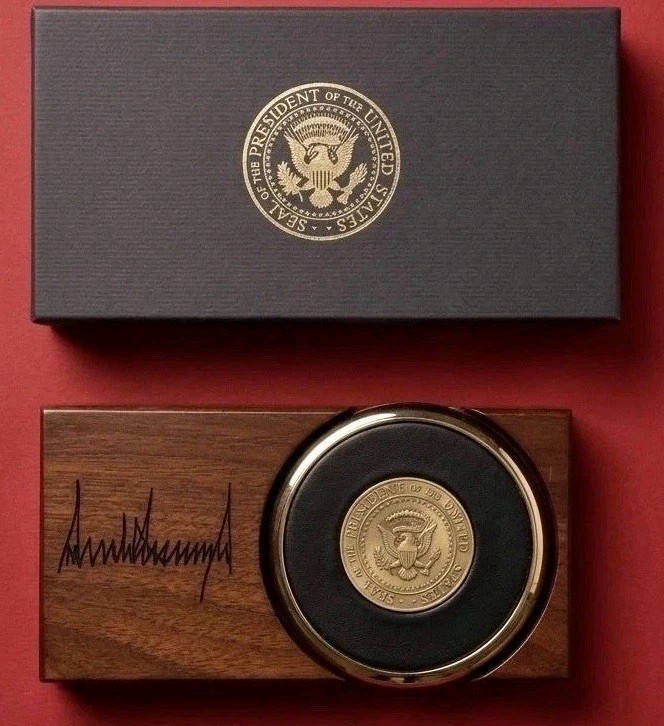 Rare Authentic 2nd Term President Trump VIP White House Challenge Coin Coasters