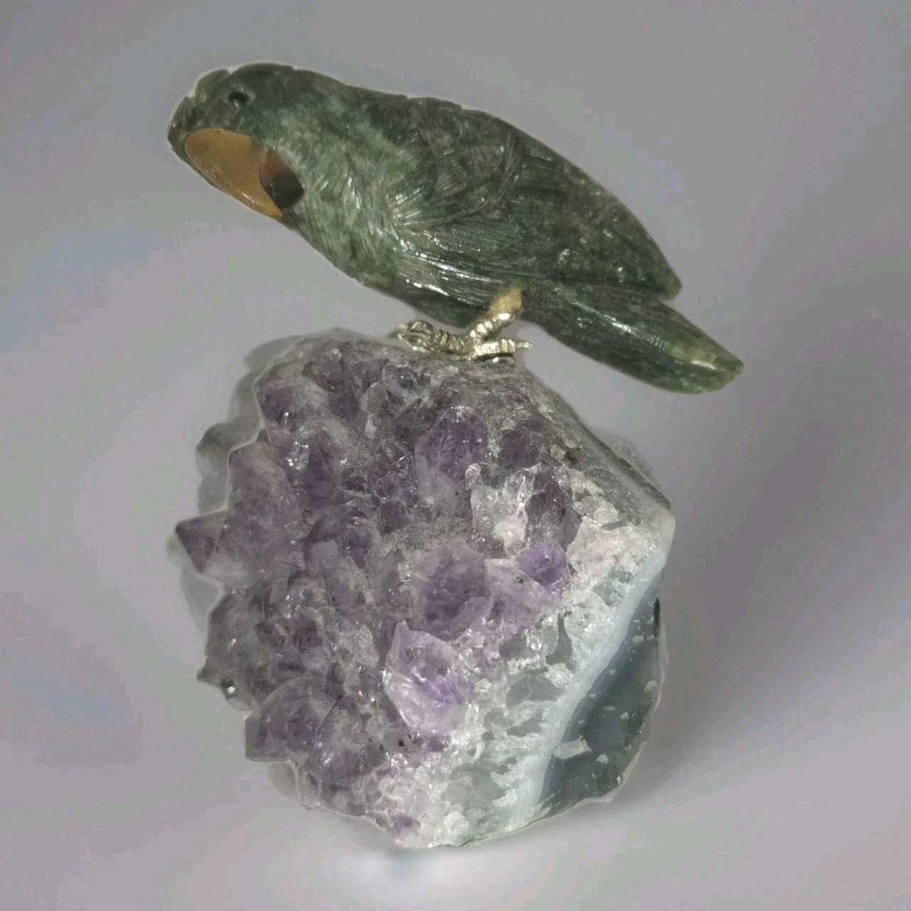 Carved Stone Parrot Sculpture Amethyst Crystal Cluster Base Geode Bird Jungle 