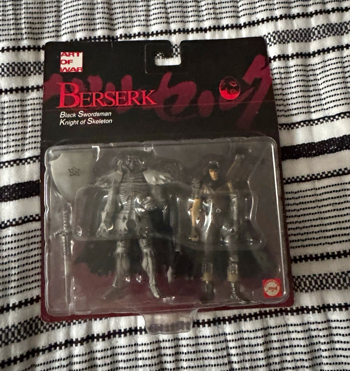 Art of War Berserk Guts Black Swordsman & Skeleton Knight Figure Set New