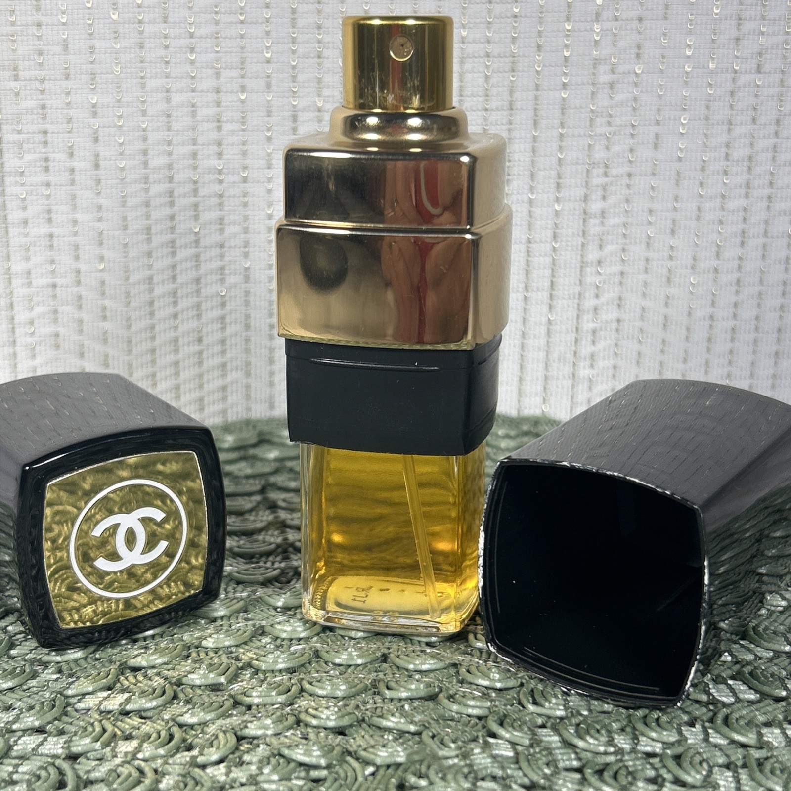 Vintage Chanel No 5 Eau de Parfum Spray Black Gold Case 1.7 Oz 50 ml full