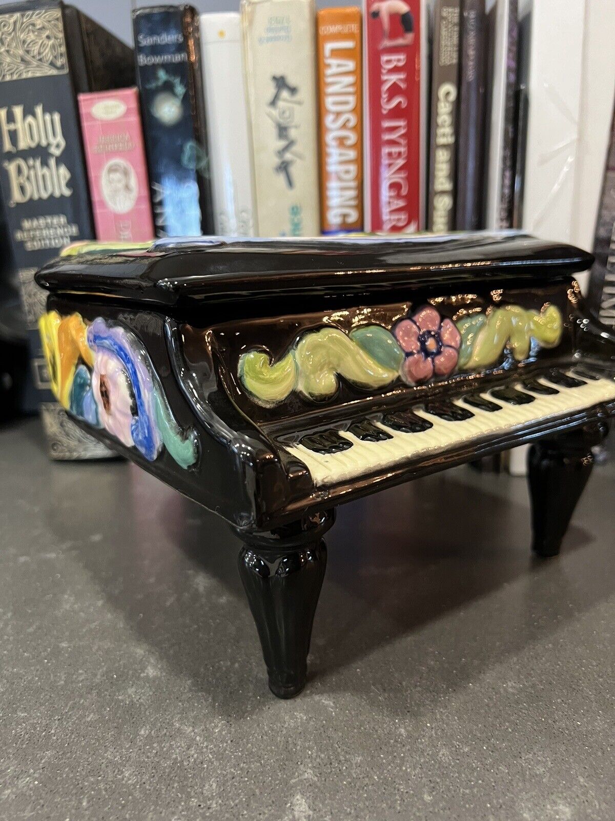 VINTAGE JAMAR MALLORY  GRAND PIANO TRINKET JEWELRY BOX CERAMIC POTTERY