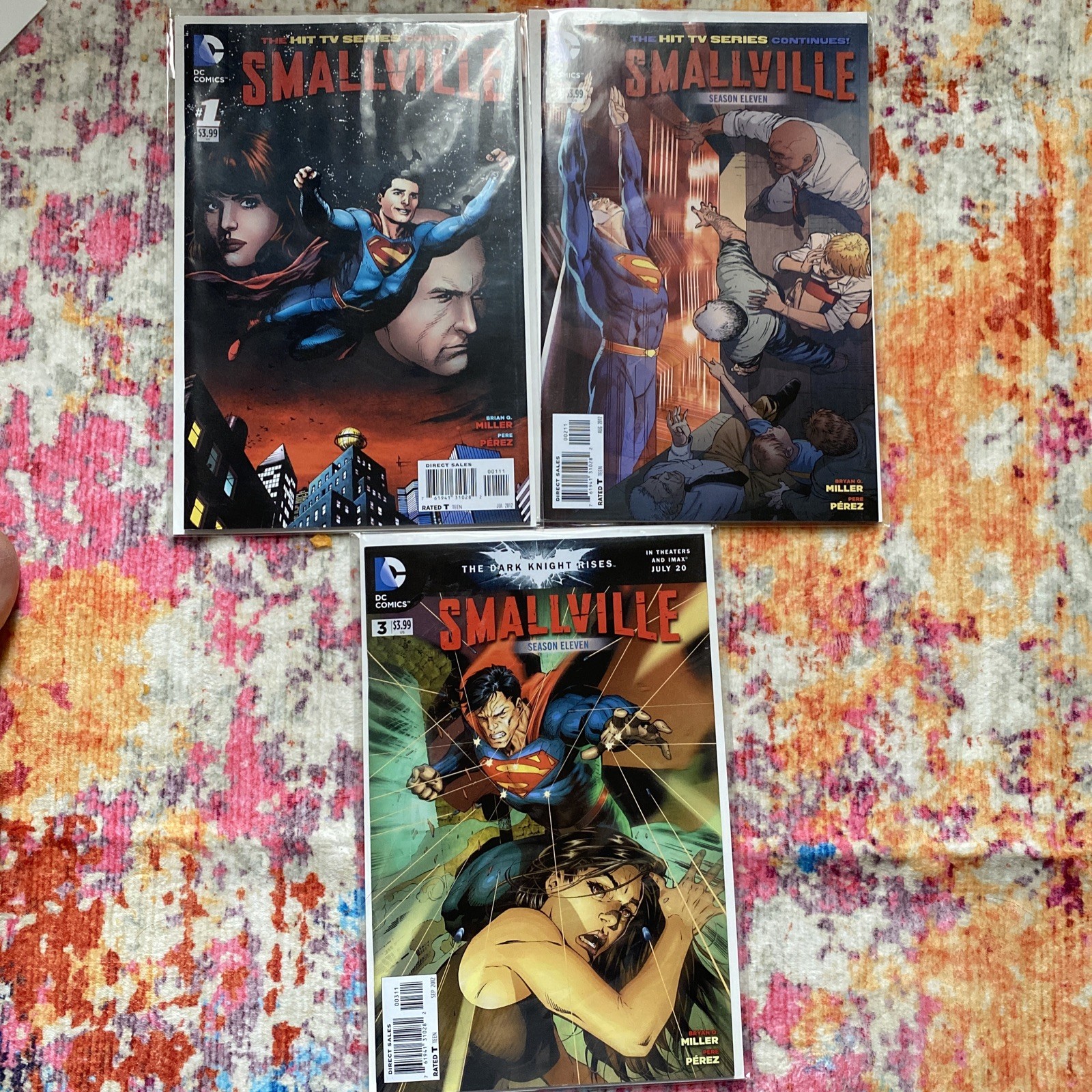 Smallville Season 11. Lot of 3 comics 