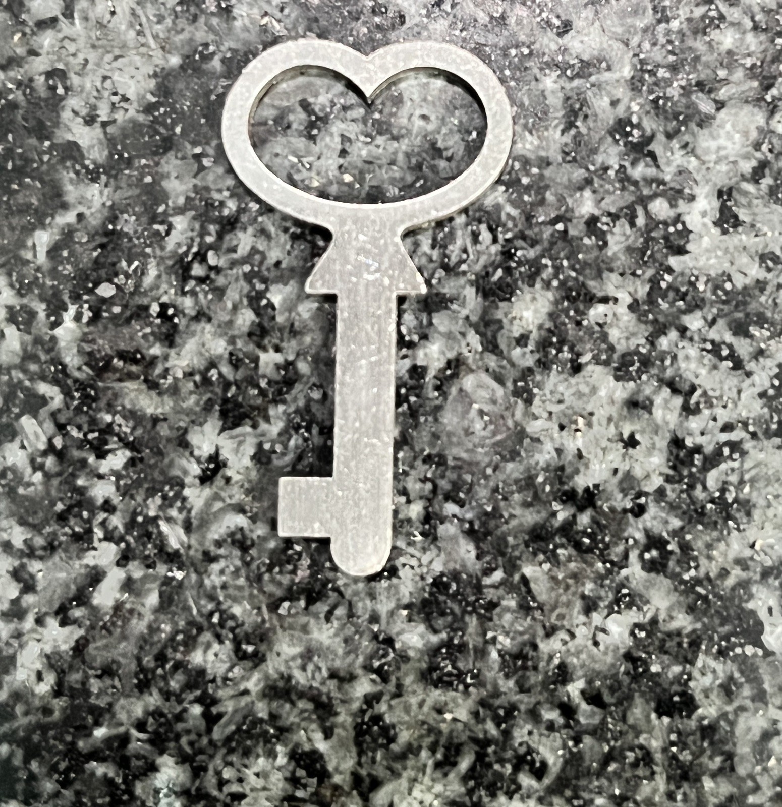 New Replacement Key for Vintage Lane Keepsake Cedar Boxes