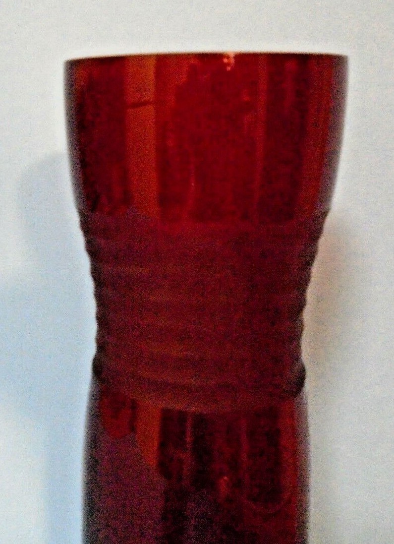 Ruby Red Banded Vase - 12\