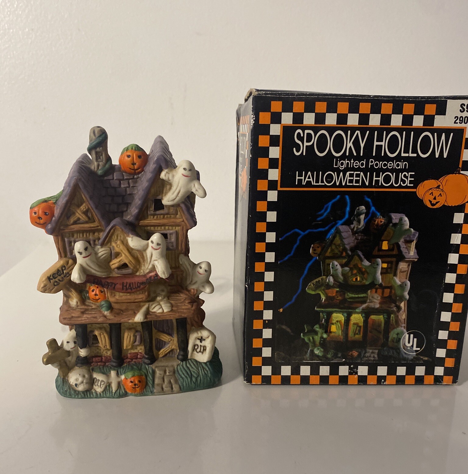 Vtg 95 Spooky Hollow Platform Station Porcelain House Halloween Village Light Up