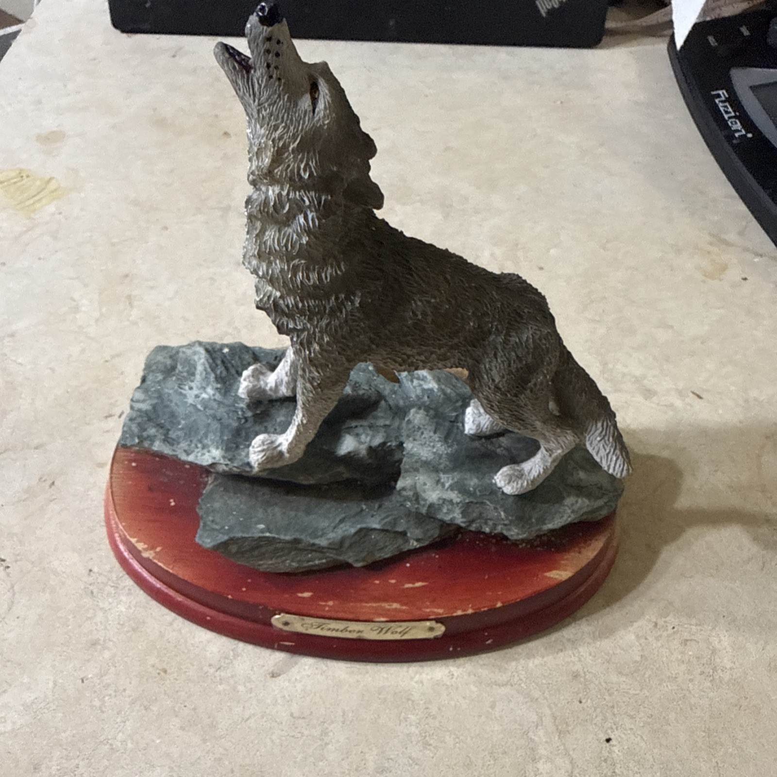 Vintage Original Artmark Marlo Collection Timber Wolf Figurine 1995