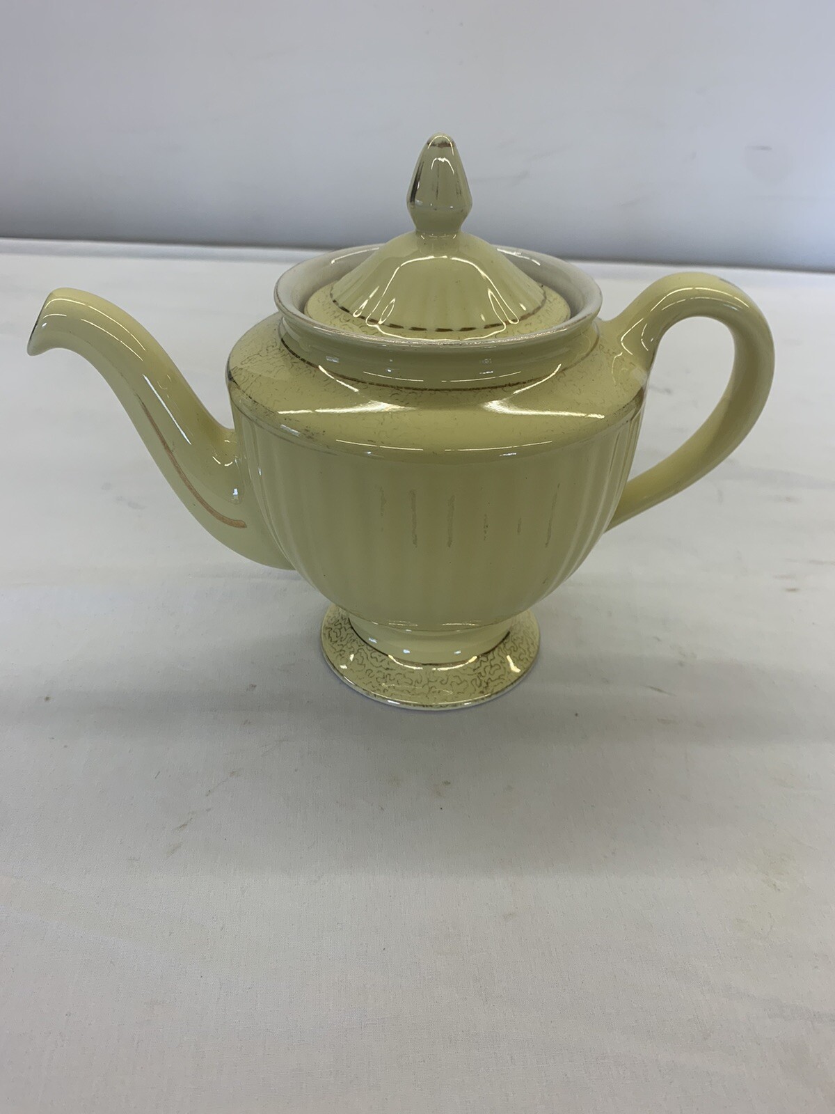 Vintage Hall 099 Canary Yellow Teapot, Gold Trim ~ Made in USA