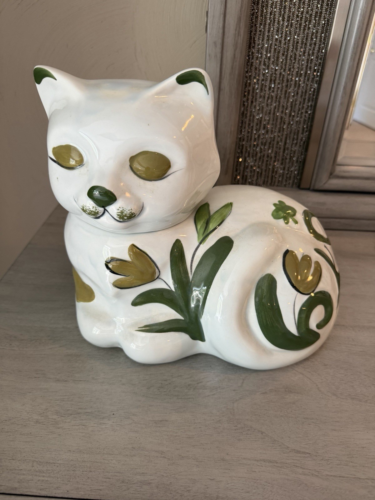 1960’s Los Angeles Potteries Hand Painted Napping Cat Cookie Jar B1Cat 